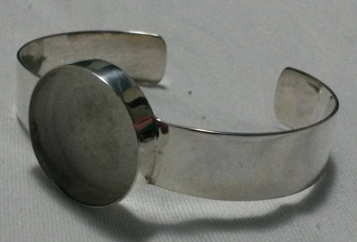 Silver Plated Bracelet with Deep 1in finding
