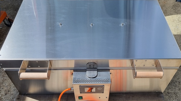 BA1 - 35cm x 65cm internal size - 20A 240V