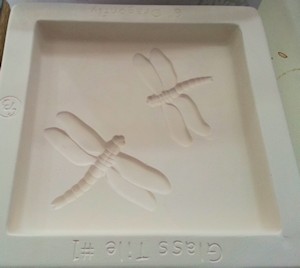 Dragonflies Tile Dam Mould